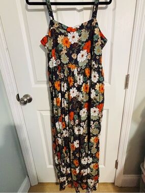 😍NWT Natural Life Floral /Jumper Romper Size large